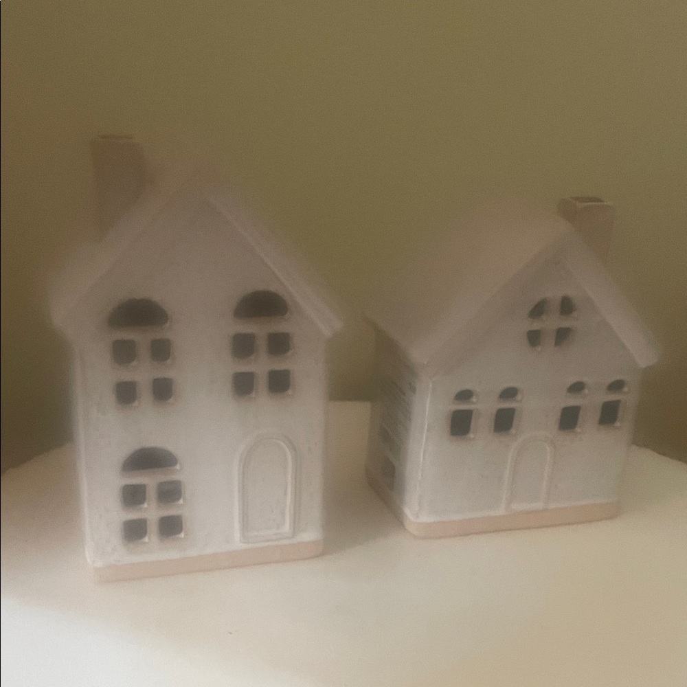 Christmas Charming cream color  Ceramic House Accents
